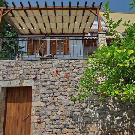 Petrino Villa Patitírion Exterior photo