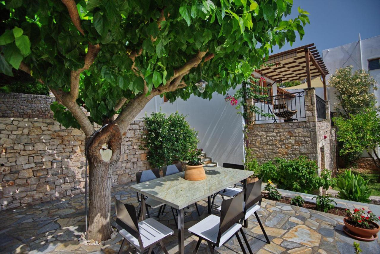 Petrino Villa Patitírion Exterior photo